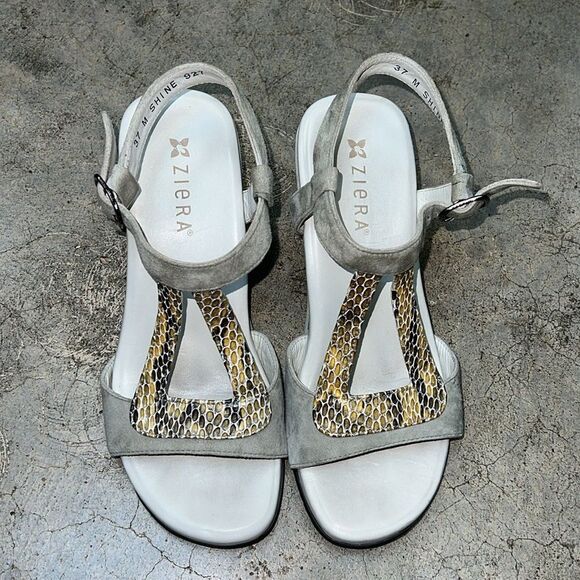 Zierra brand light gray line snake wedges - Picture 6 of 8